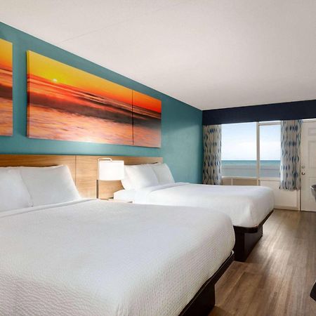 Days Inn By Wyndham Myrtle Beach-Beach Front Εξωτερικό φωτογραφία